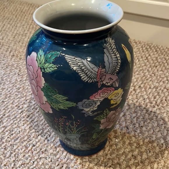Chinoiserie Vase - Picture 3 of 4